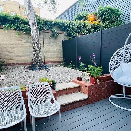 Riverside Premium En Suite Double Room E14 Londen Buitenkant foto