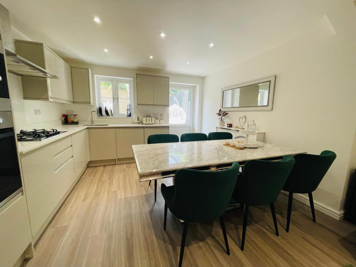 Riverside Premium En Suite Double Room E14 Londen Buitenkant foto